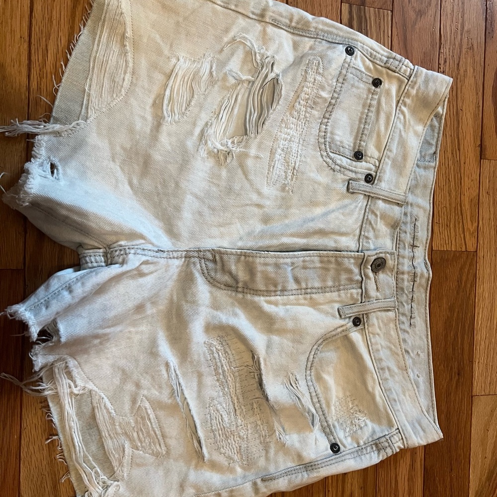 Women’s American Eagle Boyfriend Short size 6
